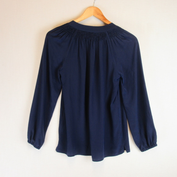 Lilly Pulitzer Navy Silk Elsa Top Size XS - Picture 9 of 11